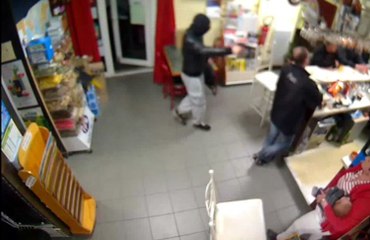 Attaque à main armée: elle dégomme son agresseur