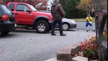 Scaring People on Halloween part 4!