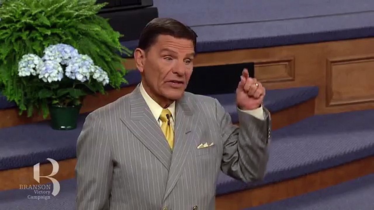 The Creative Power of the Blessing (BVC 2015) - Kenneth Copeland 3