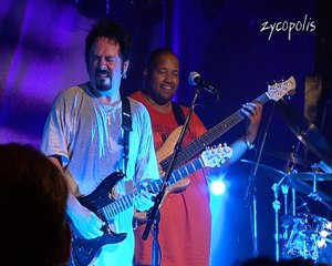 LARRY CARLTON & STEVE LUKHATER - RED HOUSE