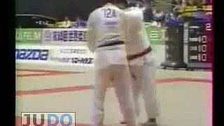 JUDO 1985 World Championships: Hitoshi Saito 斉藤 仁 (JPN) - Grigory Verichev (URS)