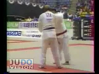 JUDO 1985 World Championships: Hitoshi Saito 斉藤 仁 (JPN) - Grigory Verichev (URS)
