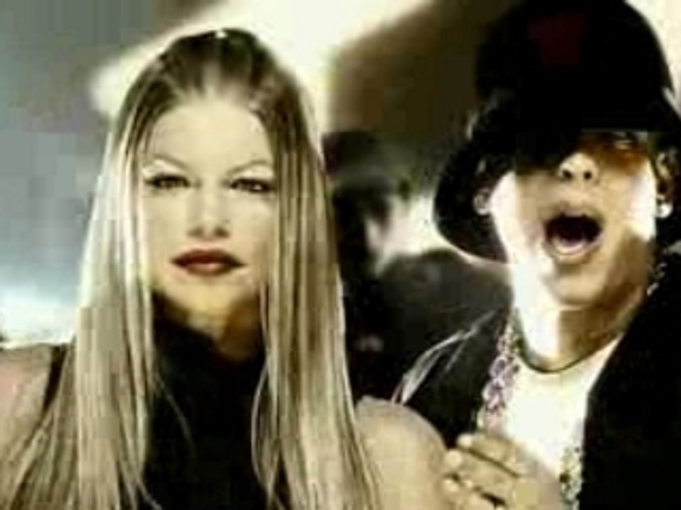 Daddy Yankee Ft Fergie - Impacto Remix (DVDRip)