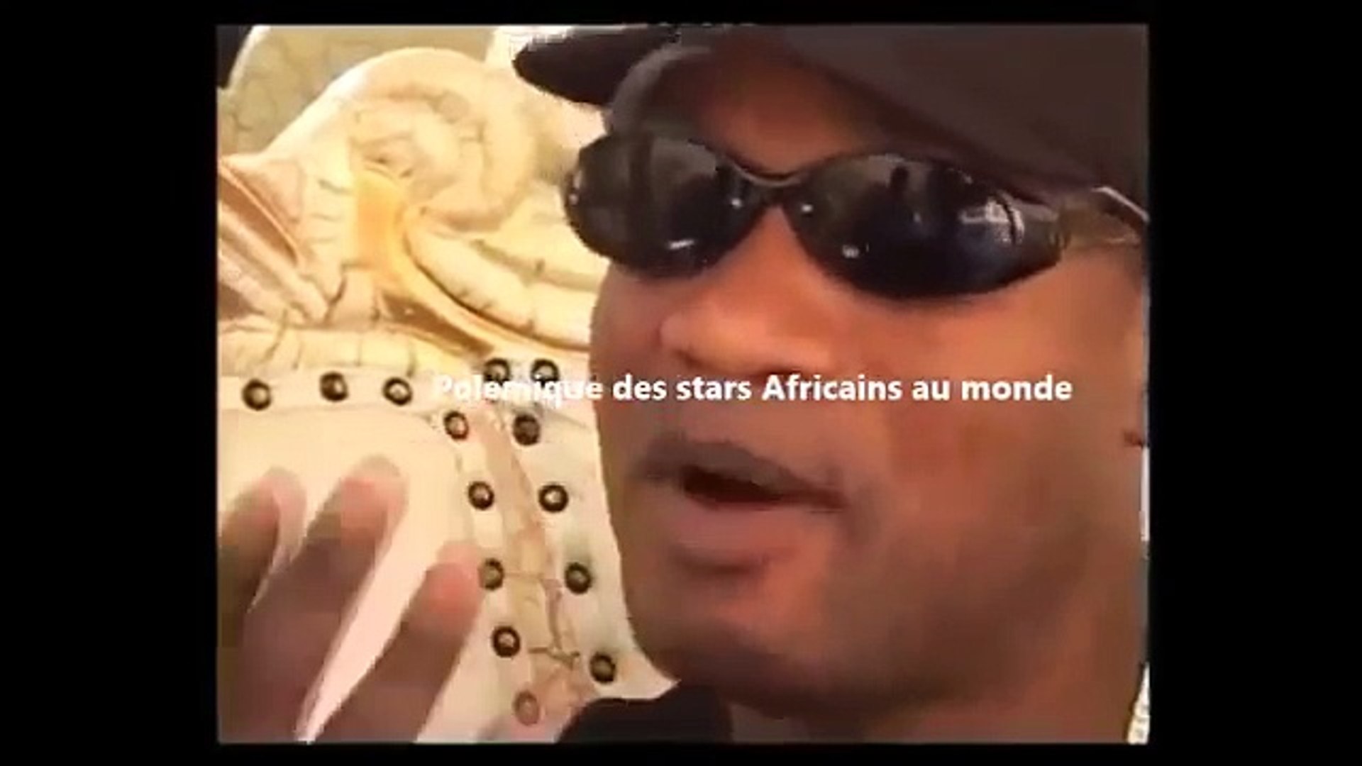 ⁣Koffi Olomide donne un gifle à FALLY IPUPA en plein air