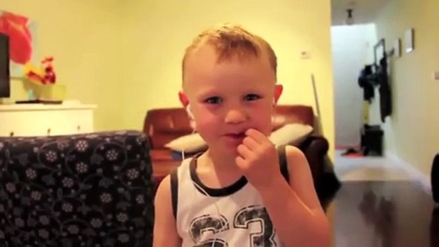 Des enfants entendent enfin la voix de leurs parents... Leur