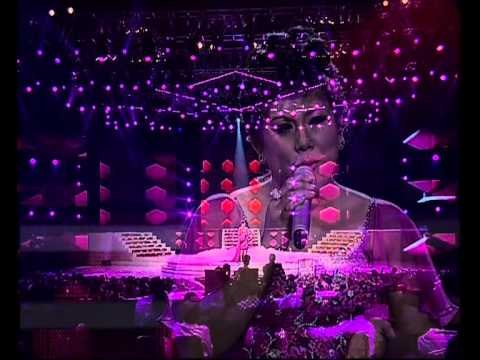 HIGHLIGHTS - EPISODE 20 - Indonesian Idol 2012 - REGINA Aku Makin Cinta