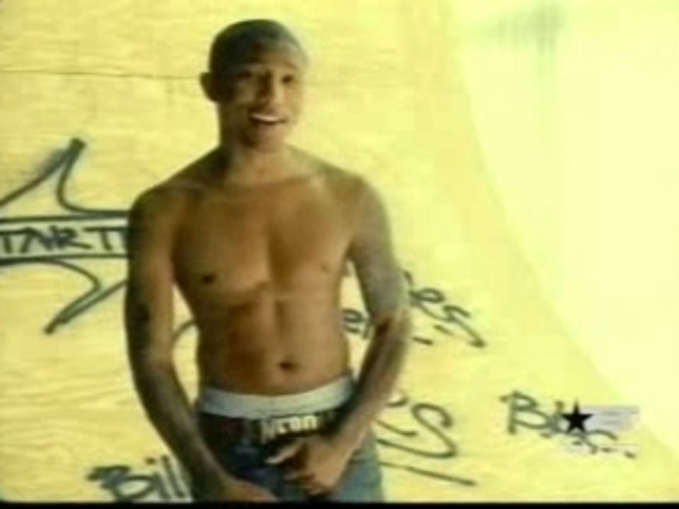 Pharrell - Frontin' feat. Jay-Z