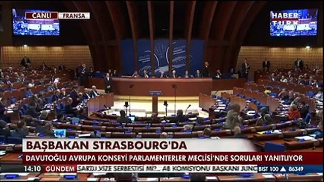 pkk Sözcülüğüne Soyunan ertuğrul kürkçü'yü Başbakan Ahmet Davutoğlu Renkten Renge Soktu