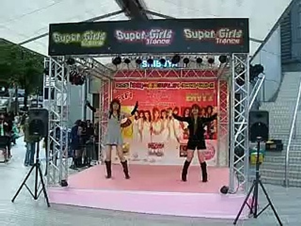 Japanese girls Para Para dance　渋谷パラパラ　109