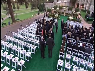 The Michael Jackson Service (1) Who is the man in obvious disguise?1