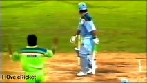 Indian vs Pakistani Bowlers ●● Deadly Swing Bowling in Cricket History updated