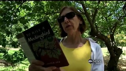 Harper Lee Dies at 89