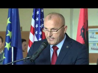 Lajme - Amerika për Kosovën në Gjimnazin Hajdar Dushi