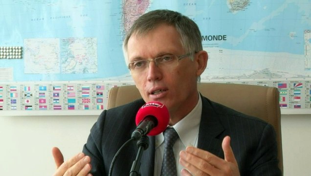 Carlos Tavares Nous sommes bridés par un excès de réglementation. Il faut retrouver un espace de liberté d'action