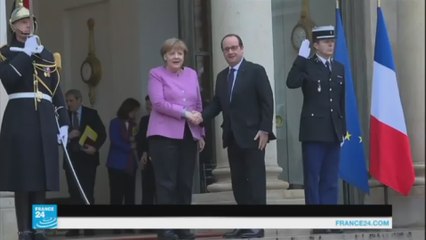 هولاند وميركل يلتقيان لتنسيق مواقفهما قبل قمة حاسمة حول أزمة الهجرة