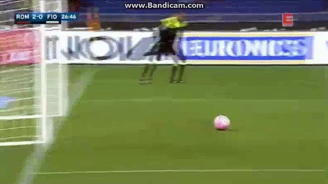 Edin Džeko HITS THE CROSSBAR | AS ROMA 2-0 FIORENTINA SERIE A