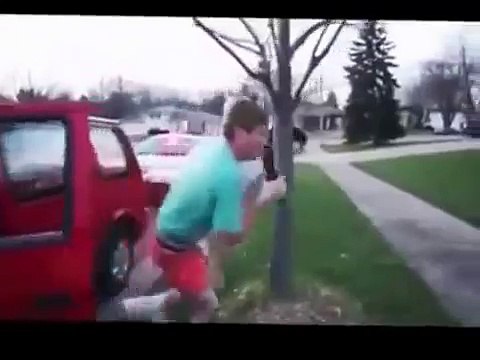 Он думал, что коп с ним шутки шутить будет