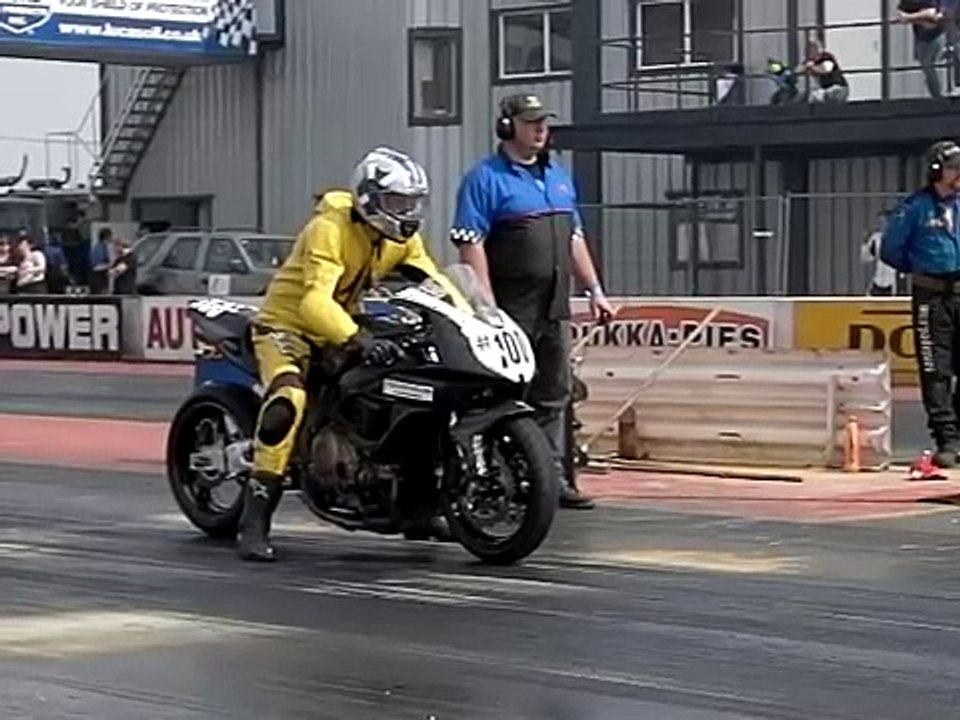 3 Wheelie CBR 1000 Drag Bike launch Slow Motion at Santa Pod 9.50 Bike