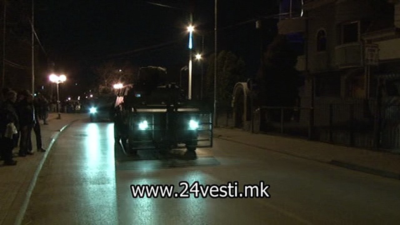 NIKOLA PROTEST BUTEL