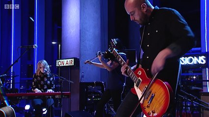 Lanterns On The Lake - Beings (The Quay Sessions)