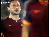 Roma Fiorentina 4 1 - Totti entra in campo l'Olimpico tutto in piedi