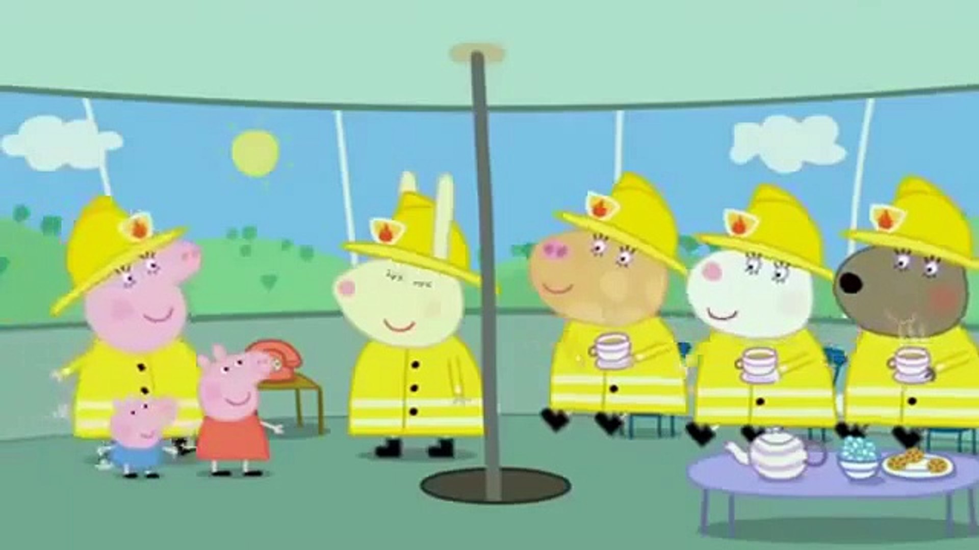 Peppa Pig Becomes a Firefighter for a Day 🐷🚒 