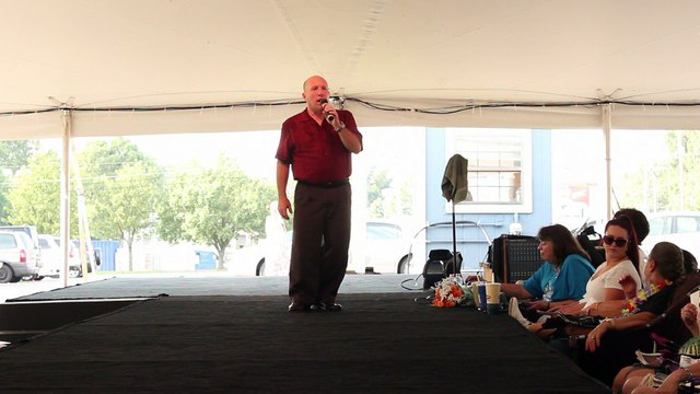 Danny McCorkle sings 'I Got A Woman' Elvis Week 2015