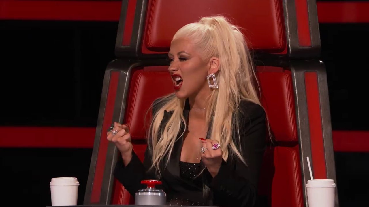 TV S10 - If you can’t beat Blake…become Blake! The Blind Auditions continue