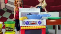 Frozens Anna and Elsa Make Play Doh Pizza for Kristoff DisneyToysFan