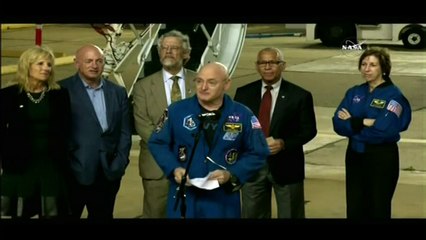 L'astronaute Scott Kelly de retour aux Etats-Unis
