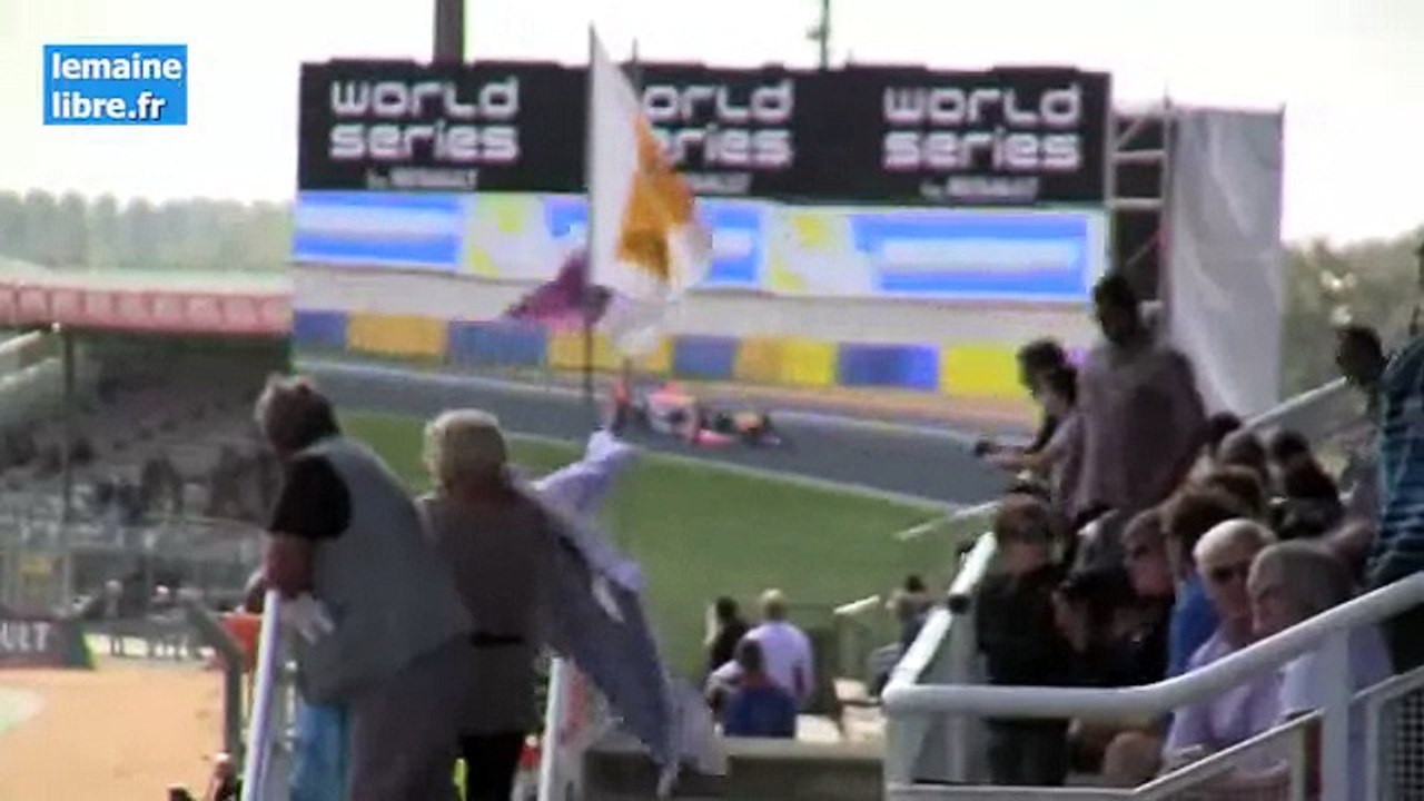 Lemainelibre.fr - Le show d'une Formule 1 sur le Bugatti