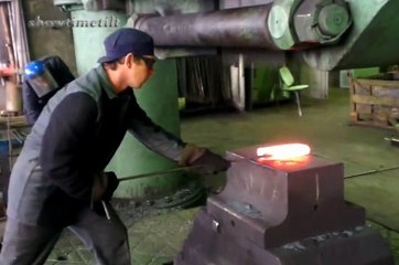 3톤압력으로 부품만드는 곳 - 여기서 일할 수 있겠습니까