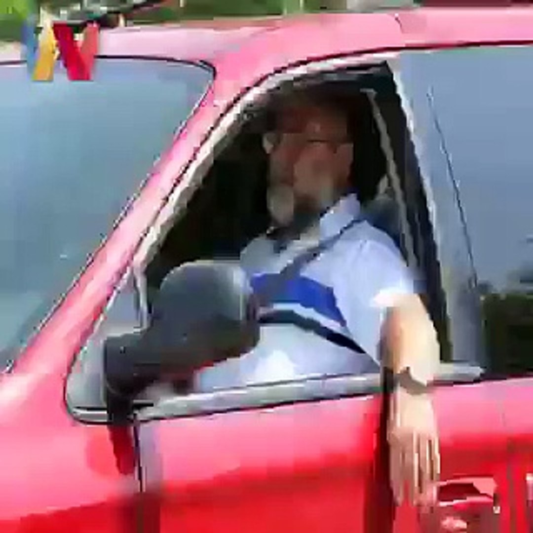 ⁣American Funny