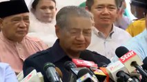 Dr Mahathir: Kita Berada Disini Sebagai Rakyat Malaysia, Soal Pertama Ialah Penyingkiran Najib