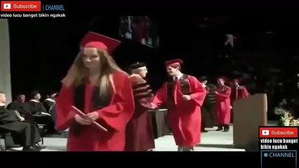 video gokil kejadian saat wisuda