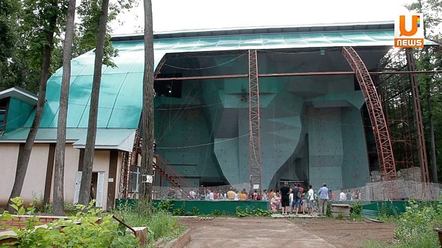 Первые занятия по адаптивному скалолазанию