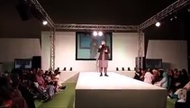 Junaid Jamshed ne qaseeda burda shareed parh kar fashion show ka aghaz kia