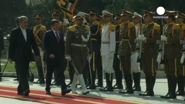 Премьер-министр Турции Ахмет Давутоглу прибыл в Иран.