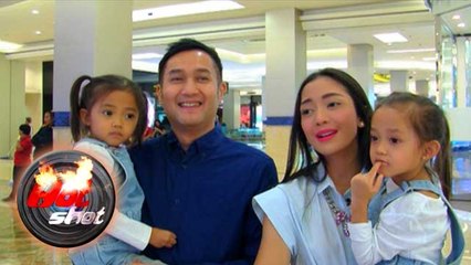 Kesibukan Ririn Sebagai Ibu Muda - Hot Shot 05 Maret 2016