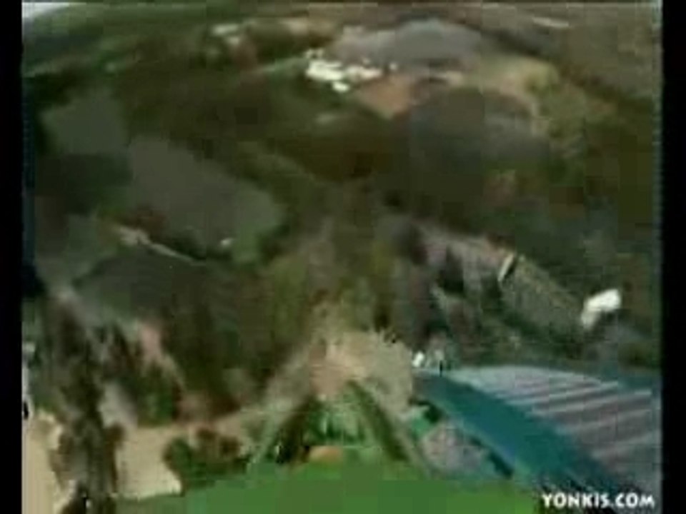 énorme montagne russe