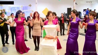 Beautiful Pashto tapay with girls Dance HD