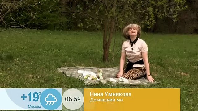 расставить пластиковые стаканчики для напитков, чтобы они не падали