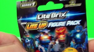 FAIL Lite Brix Blind Bag Lite Up Mini Figures Toy Review & Opening, Cra-Z-Art