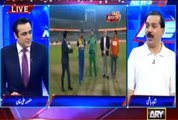 Who called Shahid Afridi to include Khurram Manzoor in Pakistani Team