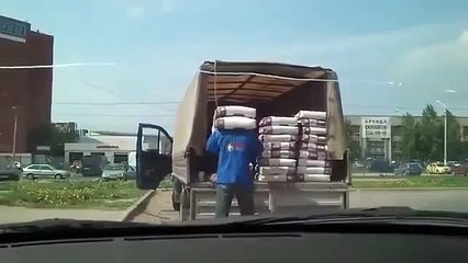 Грузчик 80 уровня.