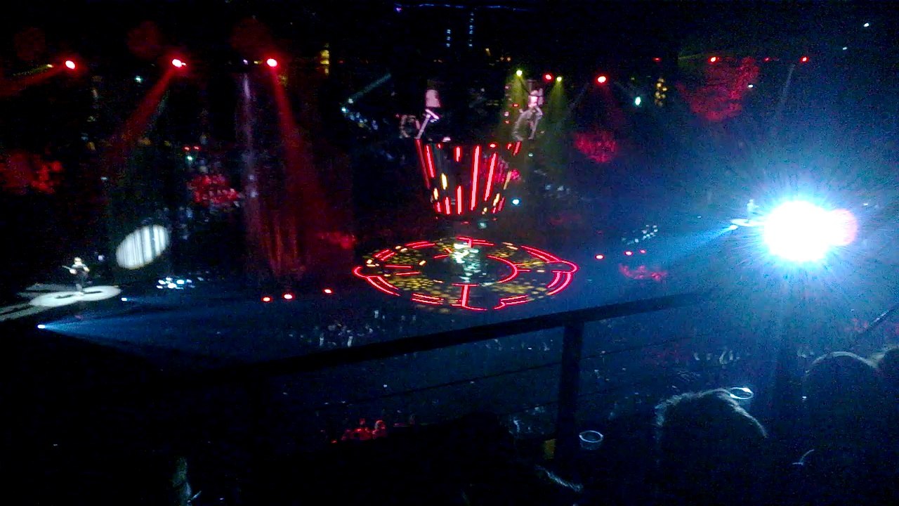 Muse 2016 Paris Time is running out