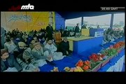 (Urdu Nazm) Wo Dunia Mey Jahan Baithey Hain - Islam Ahmadiyya