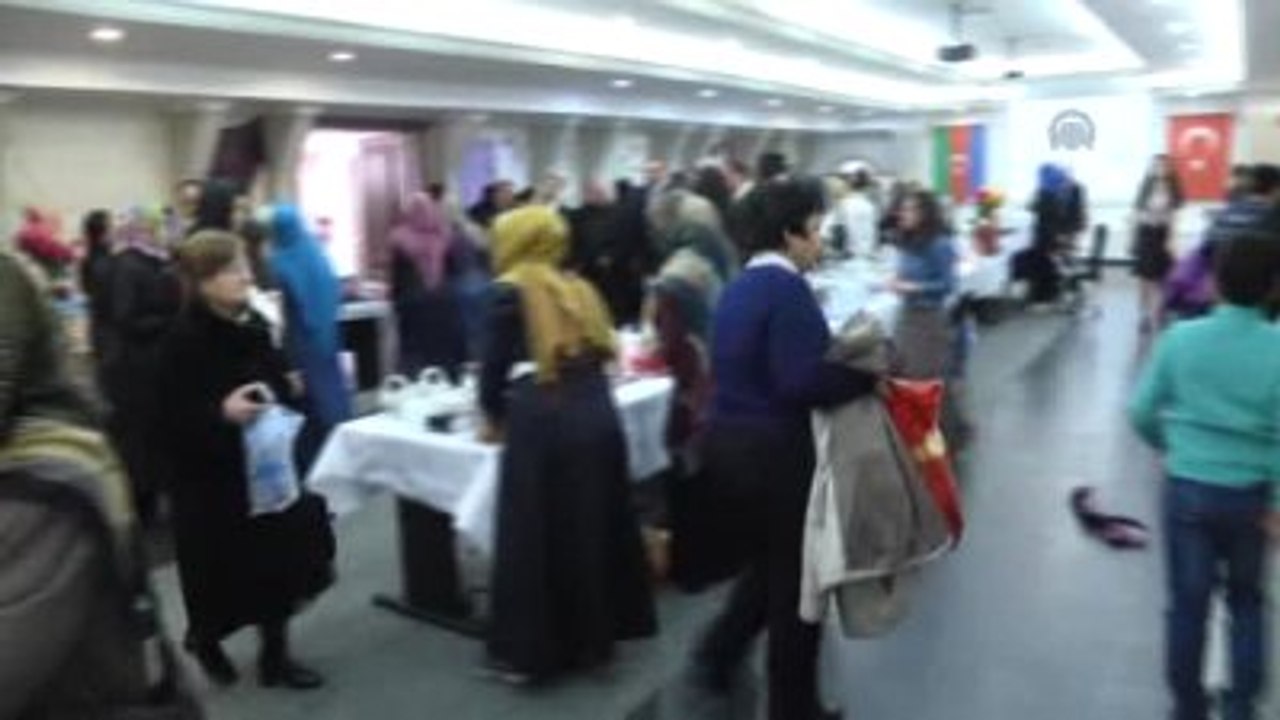 Azerbaycanlı ve Türk Kadınlardan Ortak Kermes