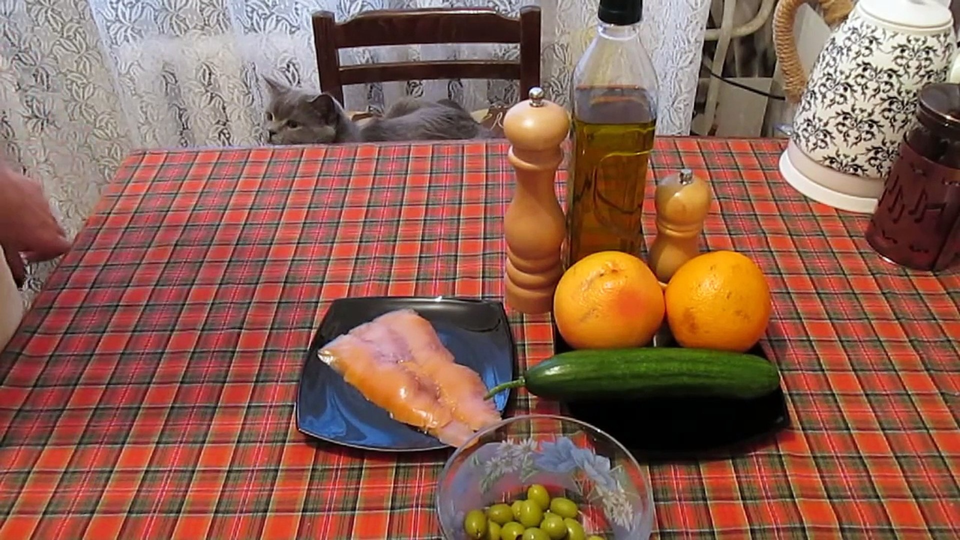 Салат с красной рыбой и грейпфрутом #Рецепты SMARTKoK