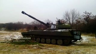 САУ ДНР ведет огонь / Self-propelled gun pro-Russians rebels firing